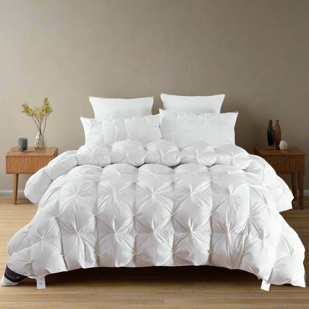 LuxeLayer Premium 100% Goose Down Duvet for Luxurious Sleep