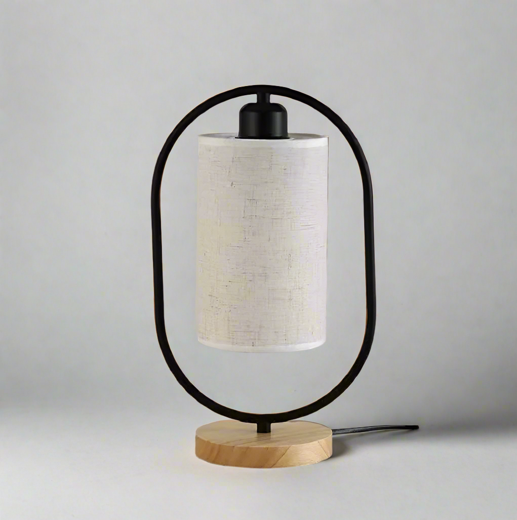 WarmGlow: Vintage-Inspired Table Lamp for Living Room or Study