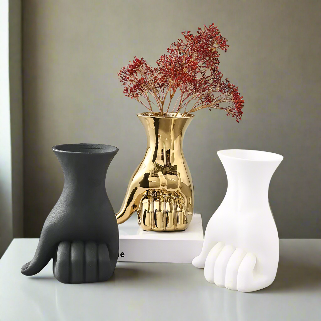 PalmVessel Expressive Ceramic Vases with Symbolic Flair