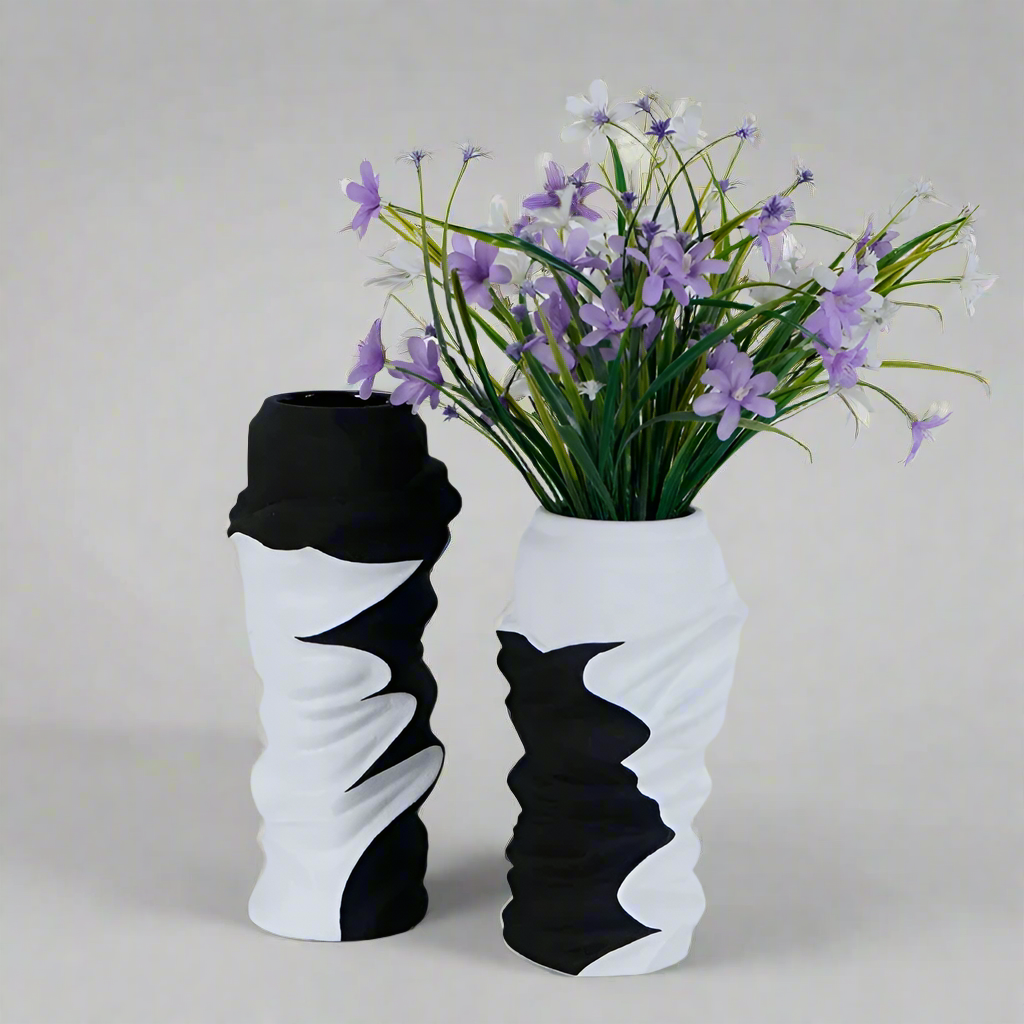 FacetedFlora Unique Ceramic Vase with Face-Inspired Design